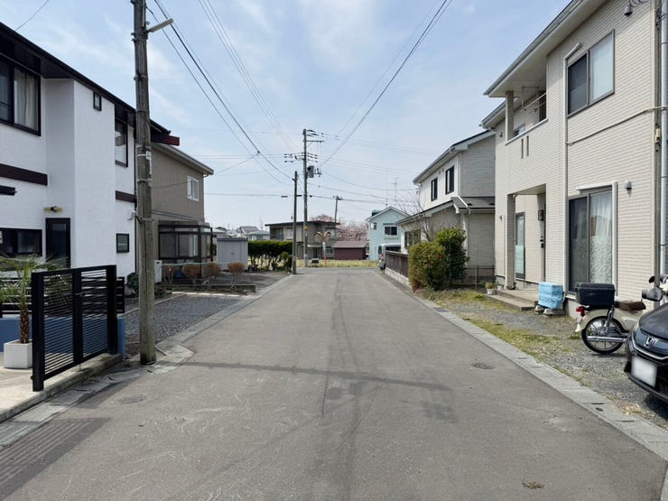 現地(2026年4月)撮影
◎建築条件無し◎
詳細は、ハウスドゥ 八戸下長までお気軽にお問い合わせくださいませ♪