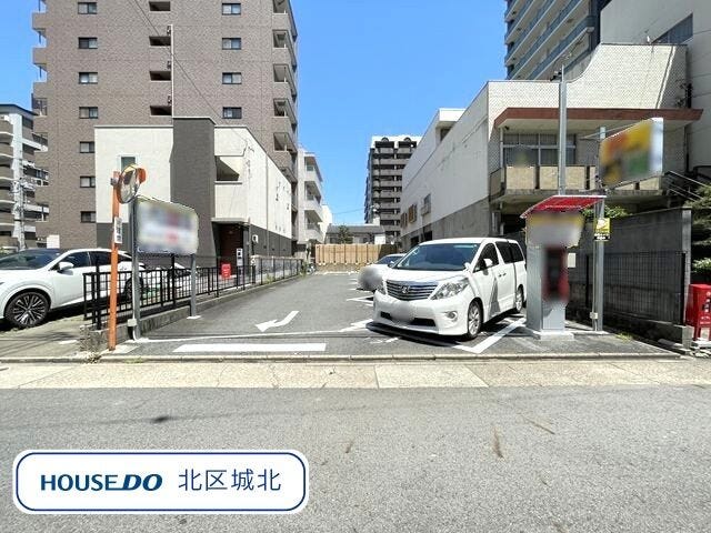 建築条件なしの売土地になります。
お好きなハウスメーカーを選び、建築することができます。