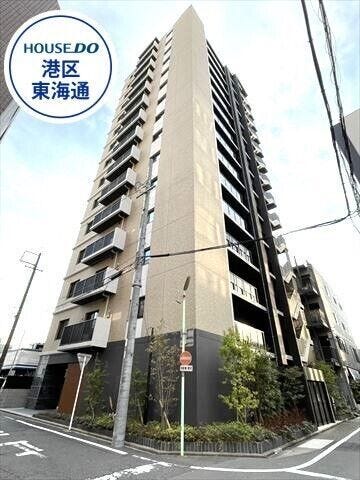 【外観】
2021年6月築の3LDKのマンションです。名鉄線「神宮前」駅まで徒歩3分と駅までも楽ちんです。