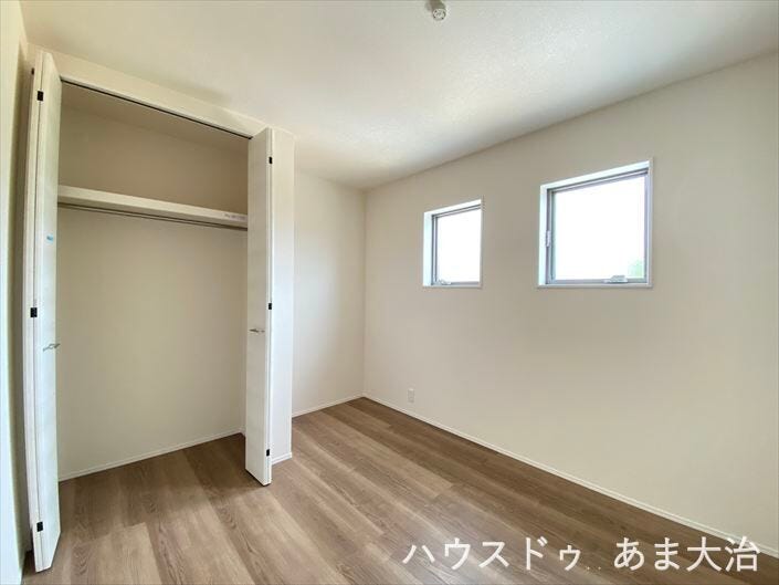 全居室収納付き。2階居室は4部屋あり家族それぞれのプライベートタイムも充実しそう。