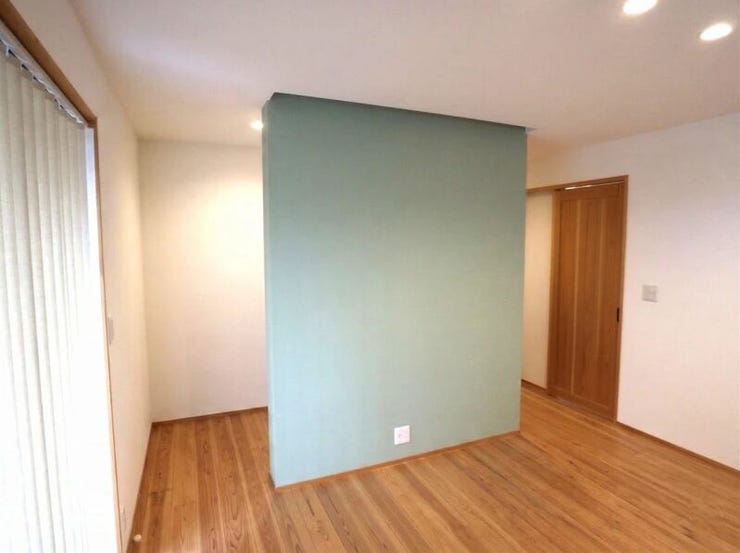 収納スペースをオシャレに目隠し!
※家具消し加工をしています