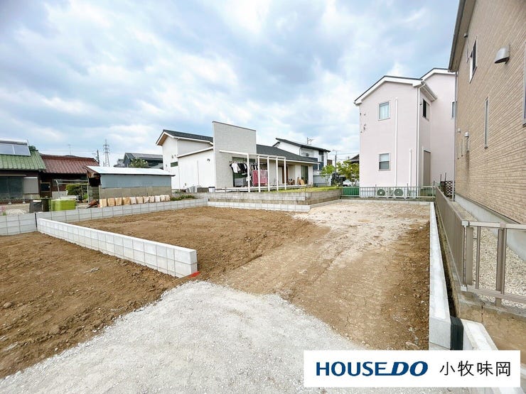 【外観】
完成後の購入では遅いかも?!実は!新築物件
の2件に1件が完成前の状態で売れています!“あなた”にとって理想の物件は、“みんな”にとっても理想の物件かもしれません!一番良い場所を最初に選びましょう!