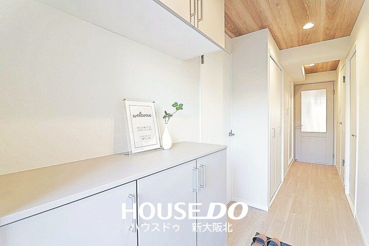 ■シューズボックスの上は、お好みの雑貨を飾る等飾り棚としてお使いいただけます♪