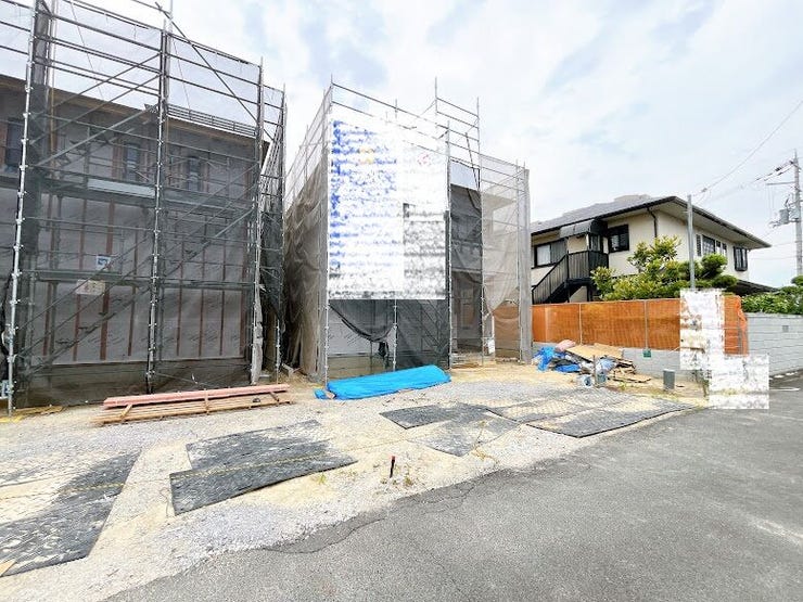 付近には緑や山など多く、豊かな自然の風景を望んでいただけます◎