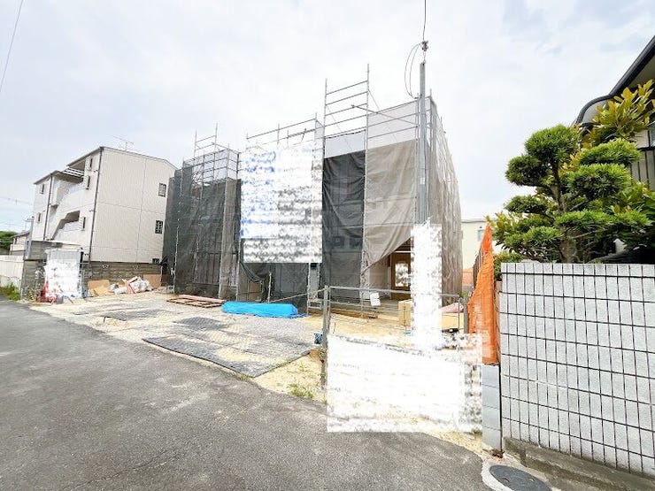 周辺に高い建物がなく日当たり良好な立地です。