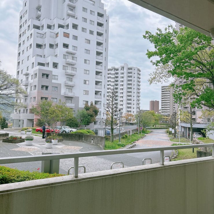 バルコニー 閑静な住宅街。