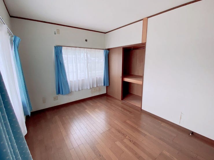 2Fの洋室。子供部屋や趣味部屋としてもおすすめです。