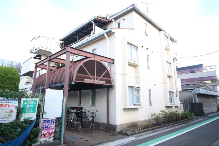 【外観】
始発駅利用可能!4階建てマンションです。