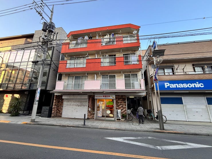 【外観】
・小川駅徒歩5分の好立地。西武線2路線利用可能で、通勤・通学や都心へのアクセスも良好な交通利便性の高い住環境です。