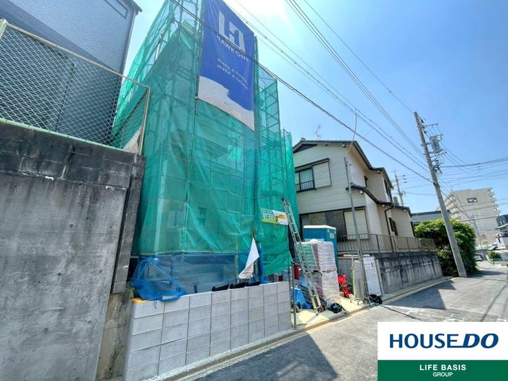 【小学校まで徒歩5分圏内】朝のバタバタを軽減し、余裕を持って一日をスタートできます。近い距離に学校があることで、お子様も安心して通学でき、帰宅後はすぐに家でリラックスできるのも嬉しいポイント。