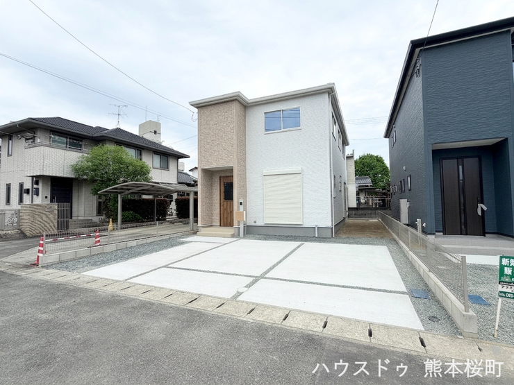 ■車と趣味の幅が広がる場所■単なる駐車スペースではない、洗車やタイヤ交換、DIYにも使える多目的な屋外スペースです。