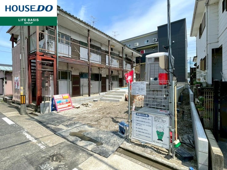 【小学校まで徒歩15分圏内】子どもも安心して通える距離感。少し歩くことで、健康的な生活習慣を身につけることができ、自然と体力も養われます。お迎えや急な用事があった時に便利な距離感で、安心して見守れます