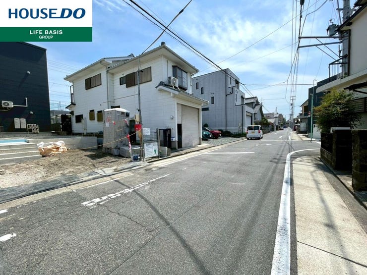 【前面道路】現地をご覧いただき、周辺環境なども一緒に ご確認いただけます!周辺環境もご案内いたします!安心してお住まいが購入出来るようサポート致します! お気軽にお問い合わせくだいませ◎