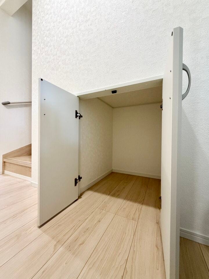 ちょっとしたスペースも収納場所として見逃しません!