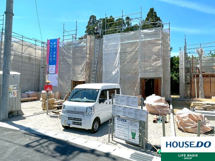 【通風良好】爽やかな風が家全体に行き渡る快適な住まい。風通しが良いことで、健康にも良い影響を与え、心地よい空気が家族全員をリフレッシュさせます。開放感あふれる空間で健康的な暮らしを実現できます。