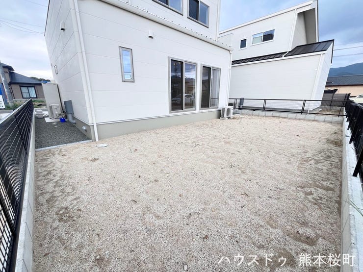 ■遊びと安らぎの多目的空間■子どもが安全に遊べ、ペットと触れ合い、大人も自然に癒やされる、暮らしを彩るスペースです。