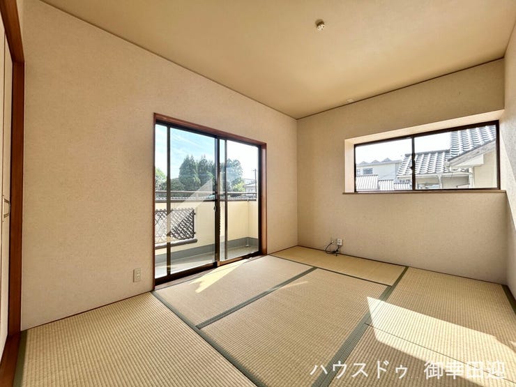 ■2階6帖和室■心からリラックスできる静けさ、上質な眠りで、毎日をリセットします。明日への活力を養う空間です。