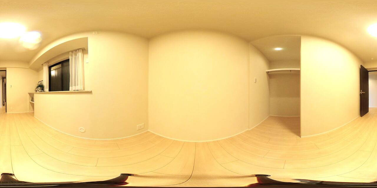 約5.3帖の洋室の360度写真です。