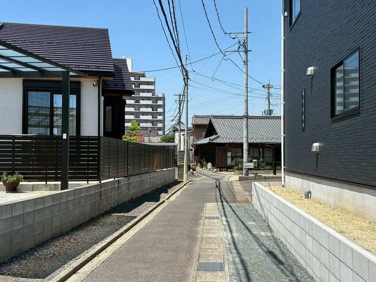 ◇西側接道◇