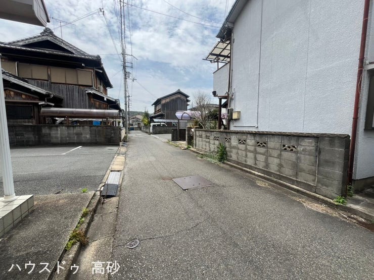 買い物施設が充実しており便利な立地です(撮影日:2026.4.17)