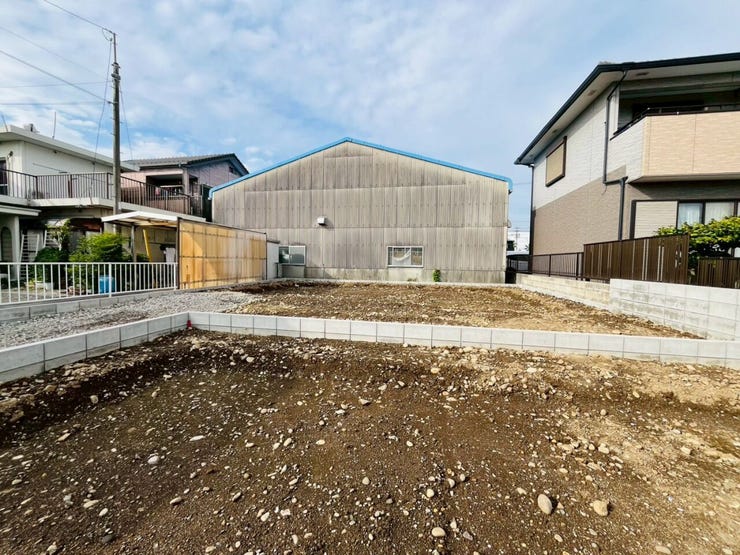 完成前の物件購入が不安な方は、同じ建築会社の別物件を内覧することで
物件の雰囲気を確認できます!
ハウスドゥ小牧味岡店は即対応が可能です!ぜひご相談ください!