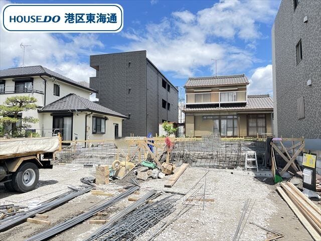 ・ヤマナカ みなと当知店まで徒歩10分(約800m)
・アピタポートウォークみなと店まで徒歩12分(約930m)
・ドラッグスギヤマ入場店まで徒歩10分(約730m)