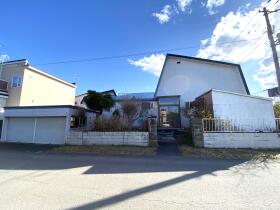 千歳市自由ケ丘３丁目