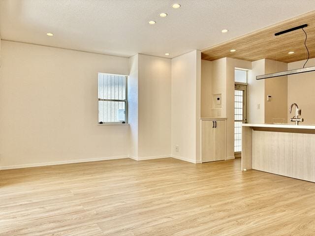 開放感あふれる広々LDK
多彩なダウンライトが灯る洗練された住まい