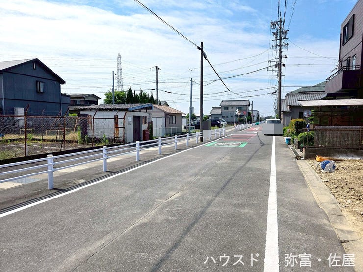 蛭間小学校約770m!通学路はなるべく短い方が安心ですね(^^♪