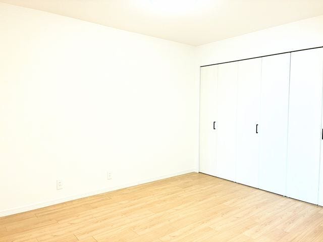 リビングと隣接しており、引き戸を開放すれば一体感のある広々空間としてもお使いいただけます
