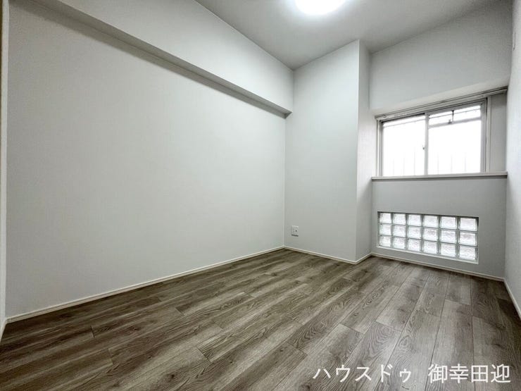 ■洋室①■心からリラックスできる静けさ、上質な眠りで、毎日をリセットします。明日への活力を養う空間です。