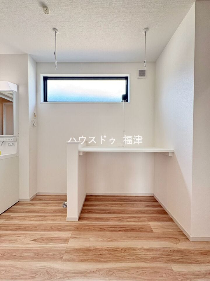 LDK→キッチン→洗面所と回れる間取りです♪
《古賀市今の庄1丁目 新築戸建》
