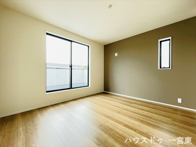 【7帖】一番広いお部屋になっています。クローゼットも大きいので、主寝室の利用に適しています。