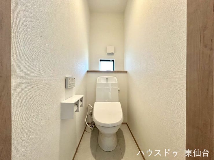 白を基調とした、シンプルながらも落ち着くデザイン。