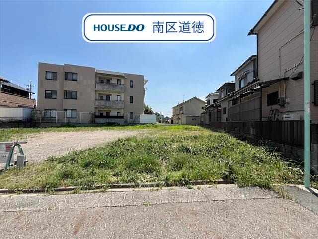 【外観】
約61.66坪のゆとりある広さのお土地です!
名鉄名古屋本線/桜駅、呼続駅 徒歩約8分、地下鉄桜通線/桜本町駅 徒歩約9分。
