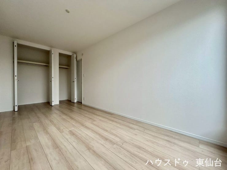朝の身支度がラクになる“片付く寝室”です♪