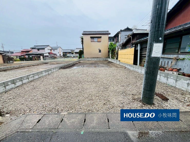 【外観】
完成後の購入では遅いかも?!実は!新築物件
の2件に1件が完成前の状態で売れています!“あなた”にとって理想の物件は、“みんな”にとっても理想の物件かもしれません!一番良い場所を最初に選びましょう!