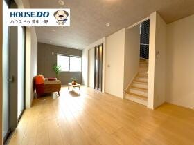 箕面市粟生新家３丁目