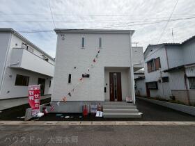 北足立郡伊奈町本町１丁目