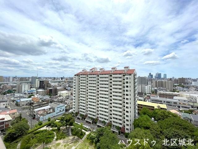 所在階14階につき、眺望良好です◎開けた空が広がっています。
