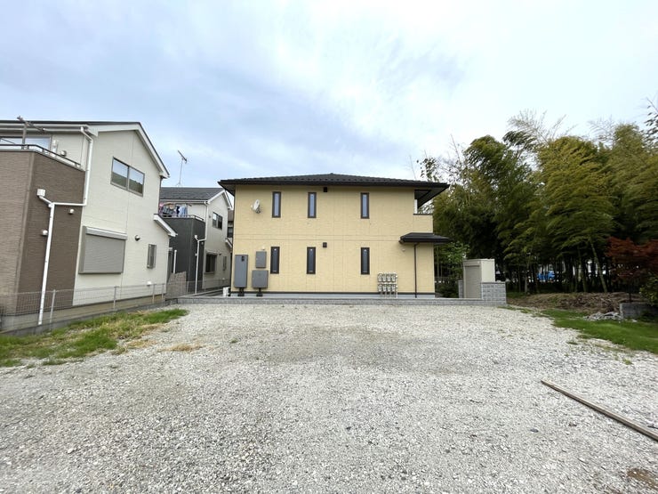 【外観】
◇東武野田線「七里駅」徒歩圏内♪バス乗車でJR東北本線「東大宮駅」もご利用可能!
→複数路線ご利用可能で通勤通学に便利!
→ターミナル駅「大宮駅」まで乗り換えなし♪