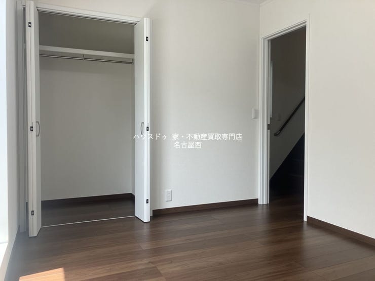 南側6帖