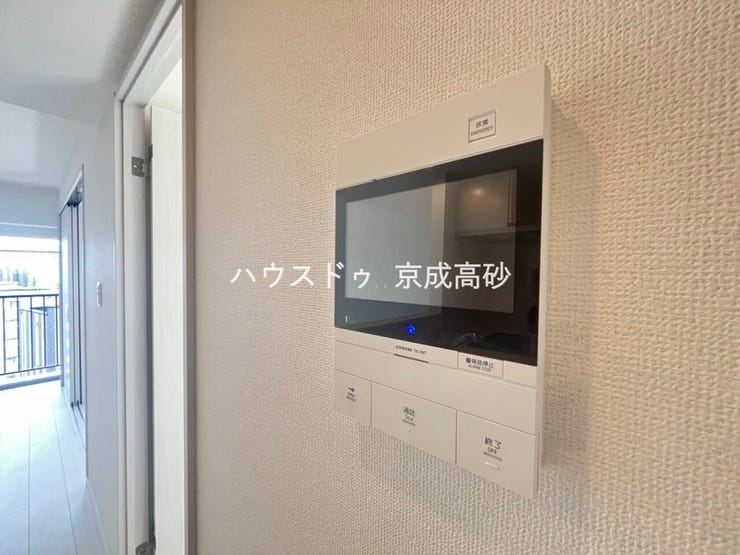 来訪者の確認をして対応出来るTVモニター付インターホン!お子さまのお留守番にも安心ですね!