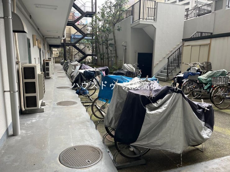 駐輪場