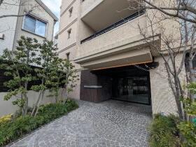 戸田市新曽南２丁目