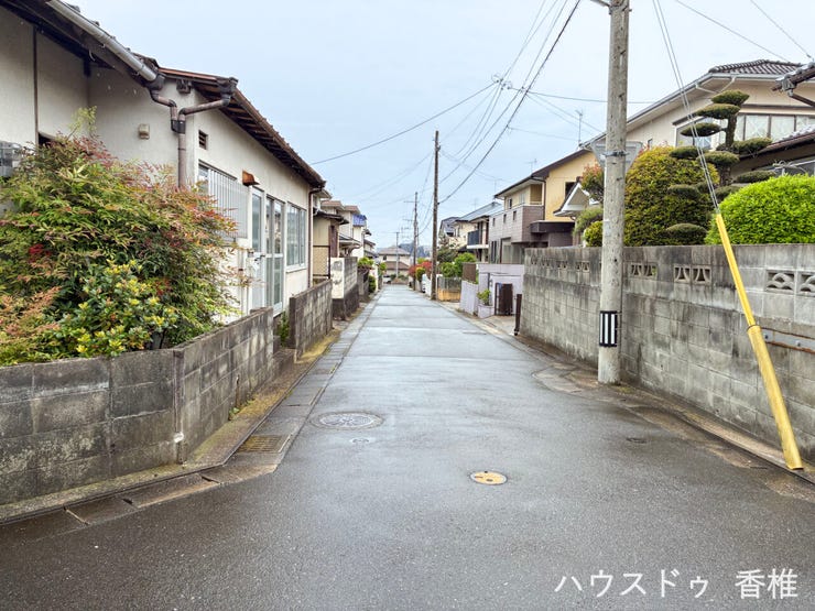 東側6.4m道路と北側4.5m道路に接する角地です!(現況古家付き)