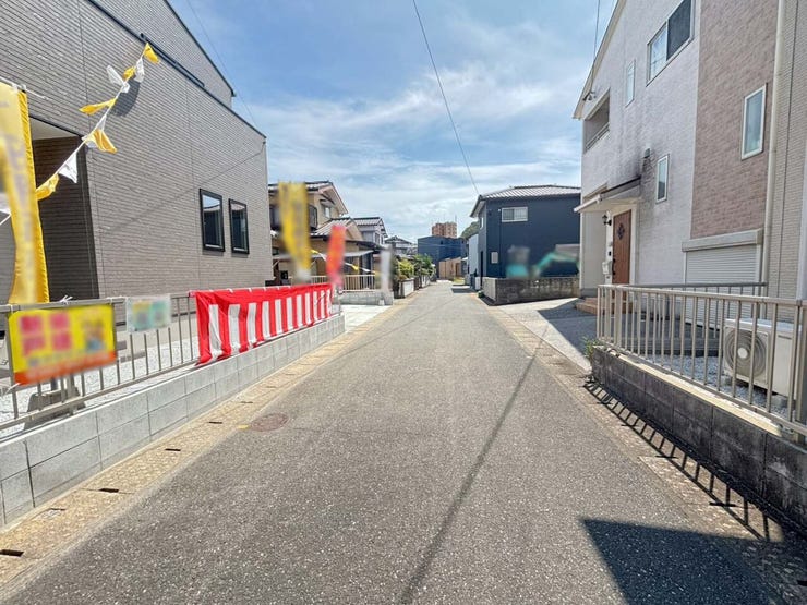 オール電化♪太陽光パネル♪小倉南区南方新築戸建て◎駐車場◎電動シャッター◎キーレス玄関