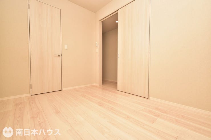 【洋室】5帖の洋室です!全居室ウォークインクローゼットがあります♪