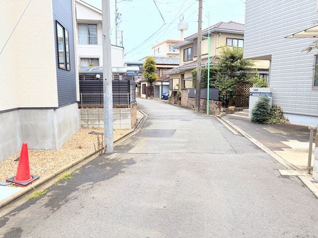 交通量の少ない道路です