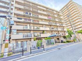 大阪市北区中津３丁目
